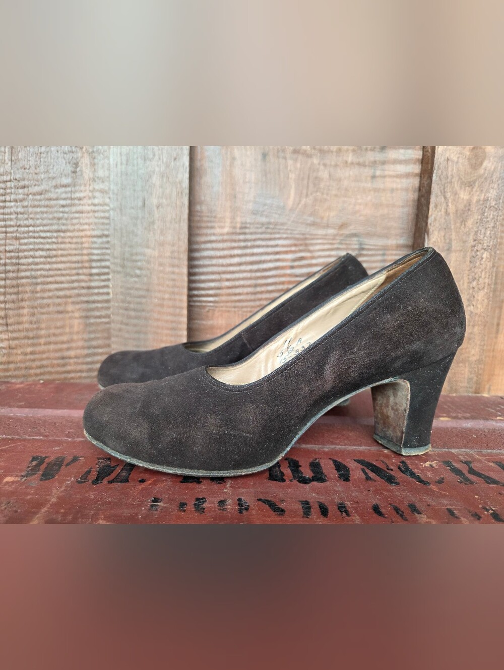 1940s 50s Mademoiselle Suede Leather Pumps Shoes